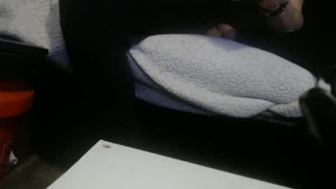 Snapshot of lickurlipz1 chatting on 12-23-25, 10:46 lickurlipz1 online show from 12-23-25, 10:46