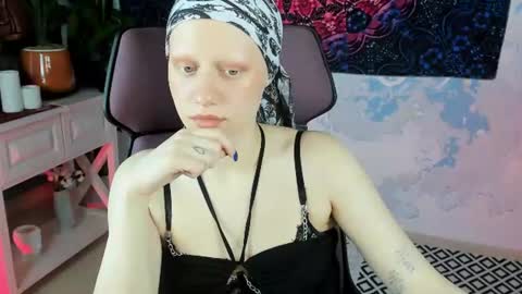 Hey My name is Lida online show from 07-04-26, 09:04