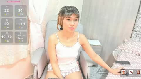 Snapshot of lidary chatting on 05-12-26, 01:19 Lidary online show from 05-12-26, 01:19