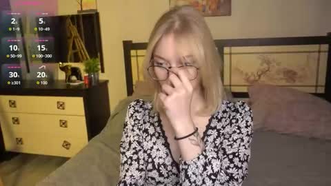 Snapshot of lidiaklemencic chatting on 11-07-25, 08:09 Ann online show from 11-07-25, 08:09