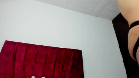 Snapshot of light_missa chatting on 03-16-26, 06:56 lisght and missa online show from 03-16-26, 06:56