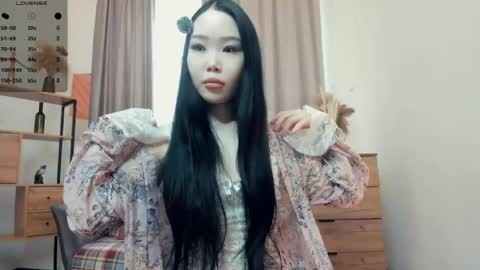 Snapshot of light_my_f1re chatting on 05-08-26, 07:14 Melissa online show from 05-08-26, 07:14