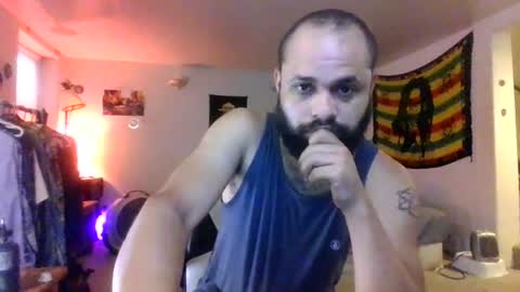Snapshot of lightskinned666 chatting on 06-15-26, 05:04 lightskinned666 online show from 06-15-26, 05:04