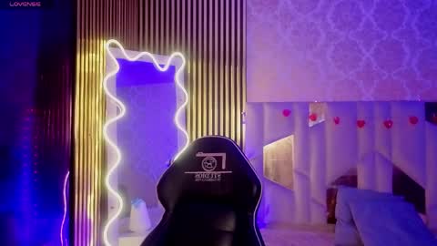 LIHIAN online show from 04-05-26, 11:51