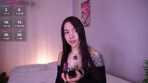 Snapshot of liia_sweett chatting on 07-13-26, 04:21 Lia Sweet online show from 07-13-26, 04:21