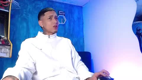 Snapshot of liiaam_lee_ chatting on 01-16-25, 12:31 Daniel online show from 01-16-25, 12:31