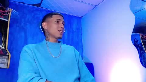 Snapshot of liiaam_lee_ chatting on 01-26-25, 04:20 Daniel online show from 01-26-25, 04:20