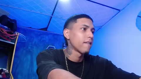 Snapshot of liiaam_lee_ chatting on 02-06-25, 01:10 Daniel online show from 02-06-25, 01:10