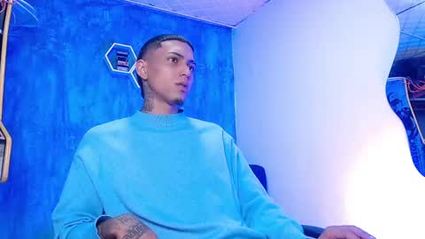 Snapshot of liiaam_lee_ chatting on 02-10-25, 12:29 Daniel online show from 02-10-25, 12:29