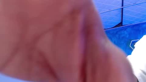 Snapshot of liiaam_lee_ chatting on 02-11-25, 04:35 Daniel online show from 02-11-25, 04:35