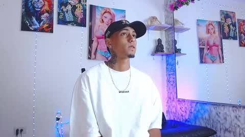 Snapshot of liiaam_lee_ chatting on 09-28-25, 12:54 Daniel online show from 09-28-25, 12:54