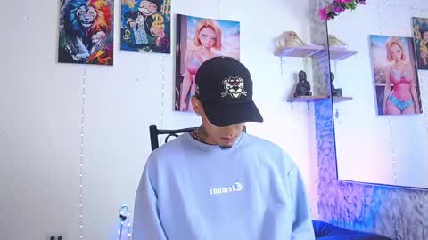 Snapshot of liiaam_lee_ chatting on 10-03-25, 02:03 Daniel online show from 10-03-25, 02:03