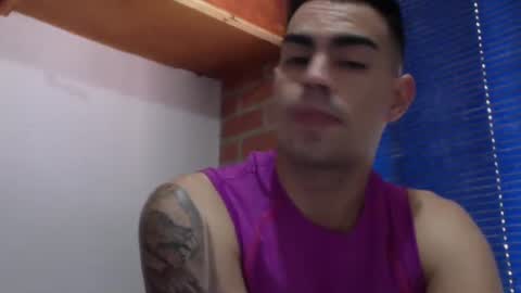 Snapshot of liiam_collins chatting on 03-01-26, 03:25 liiam online show from 03-01-26, 03:25