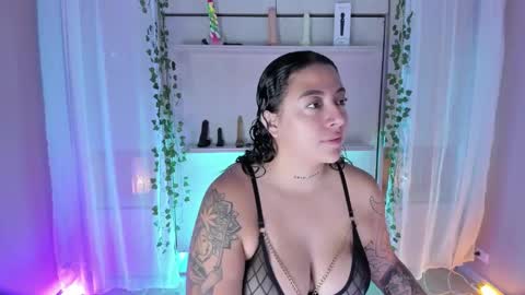         online show from 11-29-25, 11:57