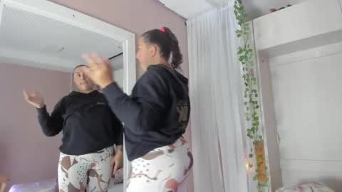         online show from 04-21-26, 11:38