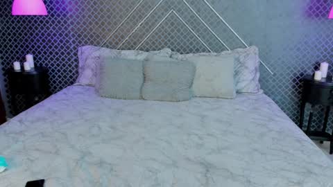 Snapshot of liilith_bloom chatting on 10-03-25, 10:18 Lilith online show from 10-03-25, 10:18