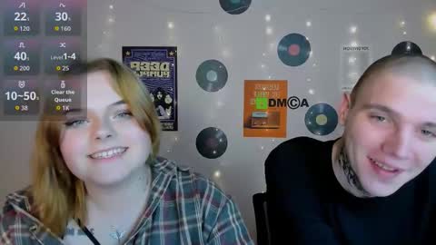 Snapshot of lika_pop chatting on 11-28-25, 08:22 lika_pop online show from 11-28-25, 08:22