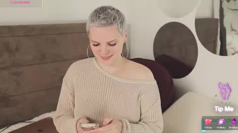 likaaberry online show from 10-03-25, 10:23