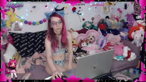 LikeMyAshe online show from 01-15-25, 07:26