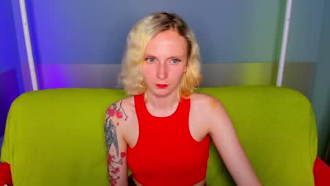 Snapshot of likilip chatting on 06-17-26, 01:30 likilip online show from 06-17-26, 01:30