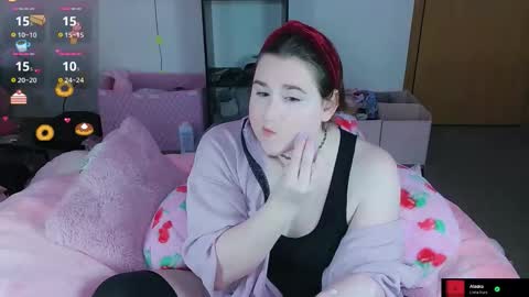 Snapshot of lil_alison_heart chatting on 01-10-26, 02:19 Lil Alison Heart online show from 01-10-26, 02:19