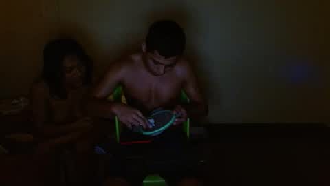 Snapshot of lil_condor_baby chatting on 11-25-25, 02:33 lil_condor_baby online show from 11-25-25, 02:33