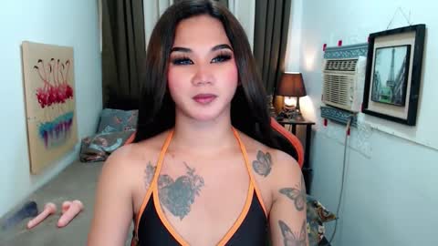 LILY online show from 10-07-25, 09:28