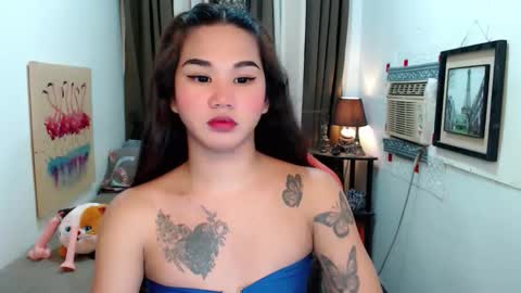LILY online show from 10-10-25, 11:42