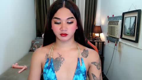LILY online show from 10-20-25, 10:59