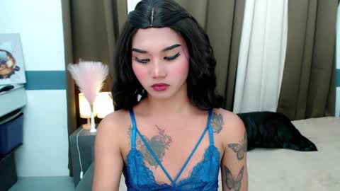 LILY online show from 04-08-26, 06:19