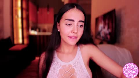 Snapshot of lil_gabbyg chatting on 12-28-24, 07:11 Gabriela online show from 12-28-24, 07:11