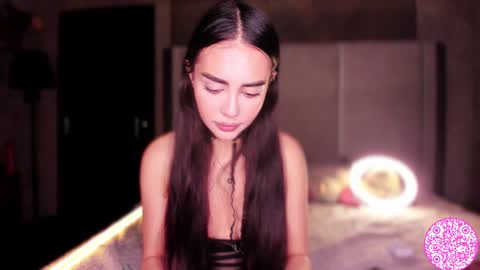 Snapshot of lil_gabbyg chatting on 01-18-25, 03:53 Gabriela online show from 01-18-25, 03:53