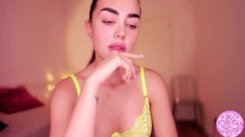 Snapshot of lil_gabbyg chatting on 03-06-25, 07:36 Gabriela online show from 03-06-25, 07:36