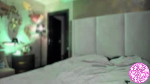 Snapshot of lil_gabbyg chatting on 10-16-25, 07:26 Gabriela online show from 10-16-25, 07:26