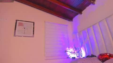 Snapshot of lil_hanna18 chatting on 02-20-25, 11:42 Hanna online show from 02-20-25, 11:42