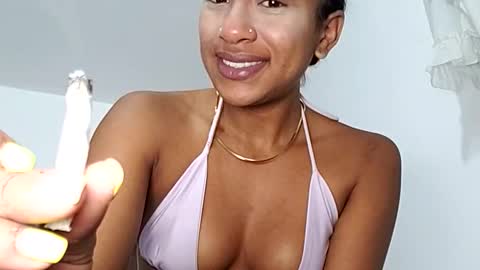 Snapshot of lil_ith chatting on 01-07-26, 03:20 Lilith online show from 01-07-26, 03:20