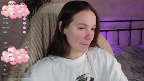 little moon online show from 04-19-26, 10:01