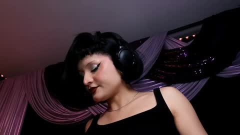 Snapshot of lil_morgan chatting on 05-09-26, 08:14 Morgan online show from 05-09-26, 08:14