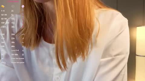 Snapshot of lil_redshine chatting on 09-12-25, 07:14 Hot exclusive photos 10 for joining to my fanclub online show from 09-12-25, 07:14