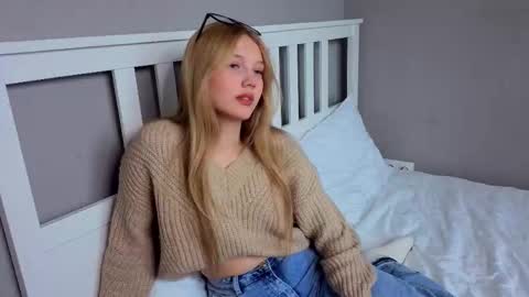 Emma online show from 03-19-26, 08:29