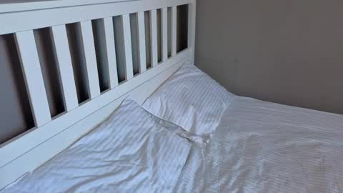 Emma online show from 04-18-26, 04:38