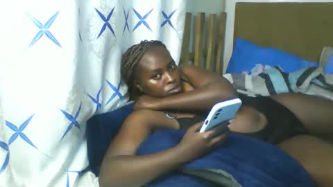Snapshot of lil_wamboi chatting on 05-16-26, 08:07 lil_wamboi online show from 05-16-26, 08:07
