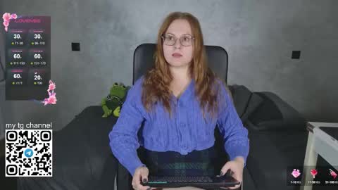 lila_pitt online show from 09-25-25, 08:12