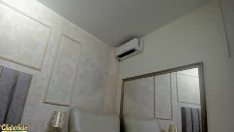 lila bailey  online show from 11-05-25, 07:58