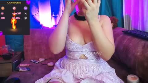 Jen online show from 02-27-25, 10:37