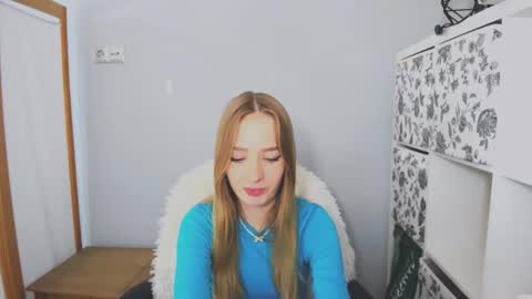 Snapshot of liladesire chatting on 12-04-24, 09:57 LiliaDesire online show from 12-04-24, 09:57