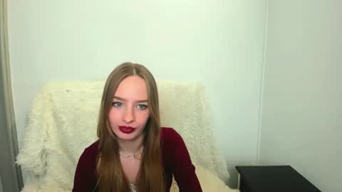 Snapshot of liladesire chatting on 12-06-24, 12:38 LiliaDesire online show from 12-06-24, 12:38