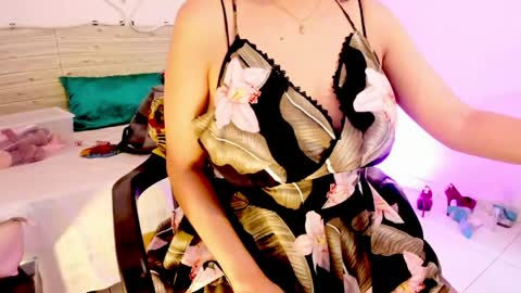 Snapshot of lilah_sweet chatting on 06-02-26, 12:07 Lilah Sweet online show from 06-02-26, 12:07