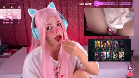 Snapshot of lilapop__ chatting on 10-24-25, 12:45 Lila online show from 10-24-25, 12:45