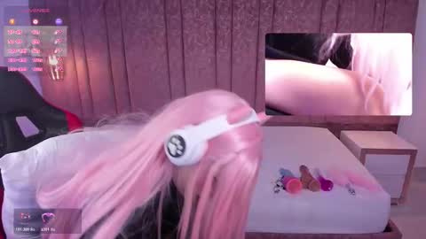 Snapshot of lilapop__ chatting on 11-11-25, 01:33 Lila online show from 11-11-25, 01:33